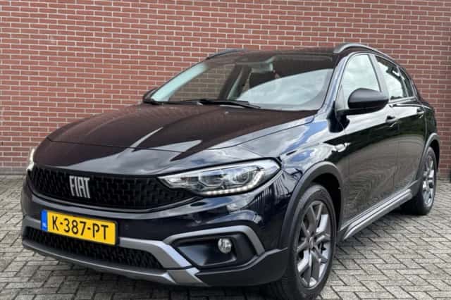 Fiat Tipo Cross (2021) thumbnail 2