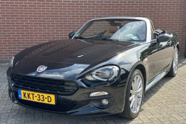 Fiat 124 Spider (2018) thumbnail 2