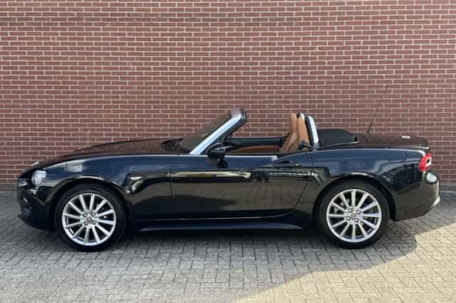 Fiat 124 Spider (2018) thumbnail 3