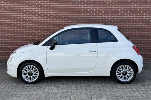 Fiat 500 (2018) thumbnail 3