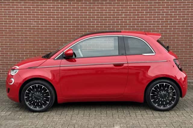 Fiat 500e (2024) thumbnail 4