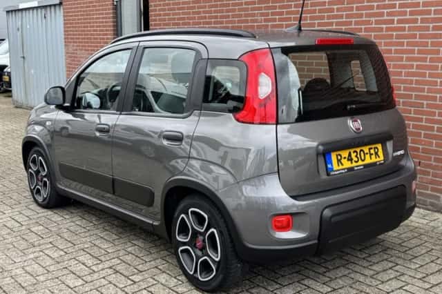 Fiat Panda (2022) thumbnail 4