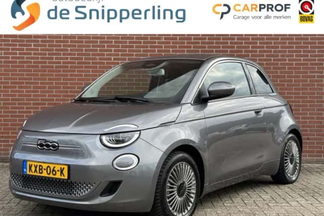 Fiat 500e (2023) thumbnail 1
