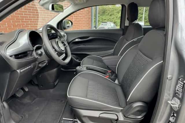 Fiat 500e (2023) thumbnail 6