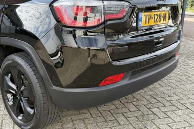 Jeep Compass (2018) thumbnail 4