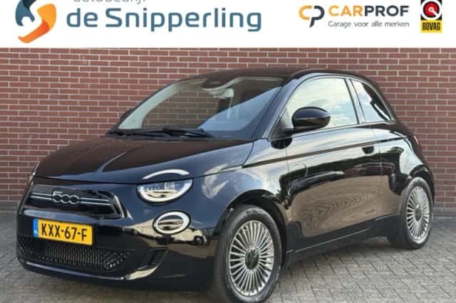 Fiat 500e (2023) thumbnail 1