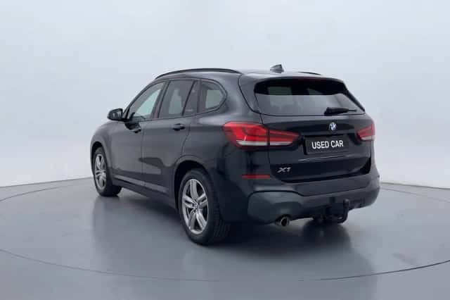 BMW X1 (2022) thumbnail 2