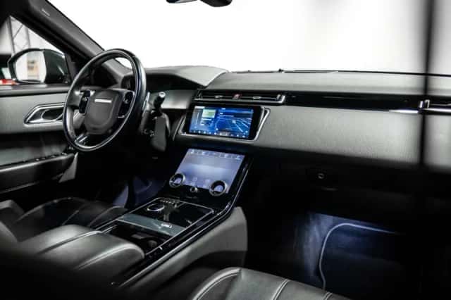 Land Rover Range Rover Velar (2018) thumbnail 3