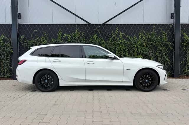 BMW 3-Serie (2023) thumbnail 4