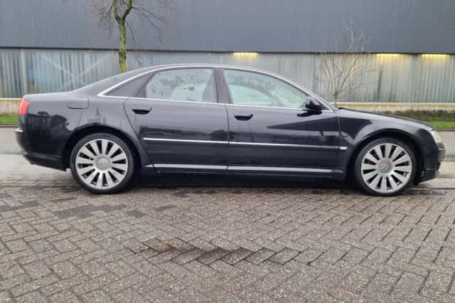 Audi A8 (2007) thumbnail 4