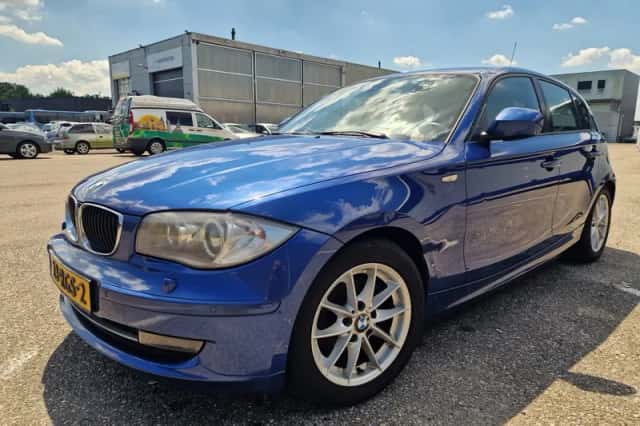 BMW 1-Serie (2011) thumbnail 1