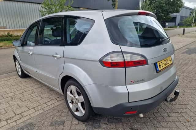 Ford S-Max (2008) thumbnail 6