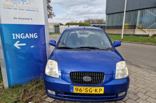 Kia Picanto (2006) thumbnail 2