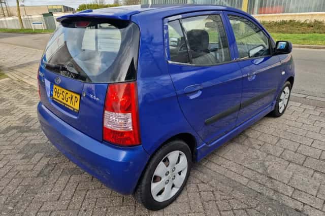 Kia Picanto (2006) thumbnail 6