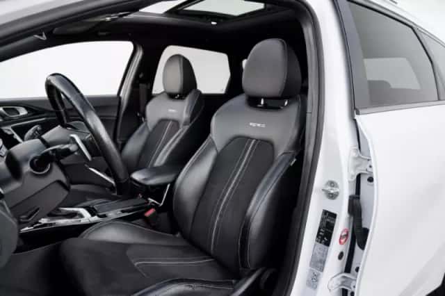 Kia Ceed (2020) thumbnail 5