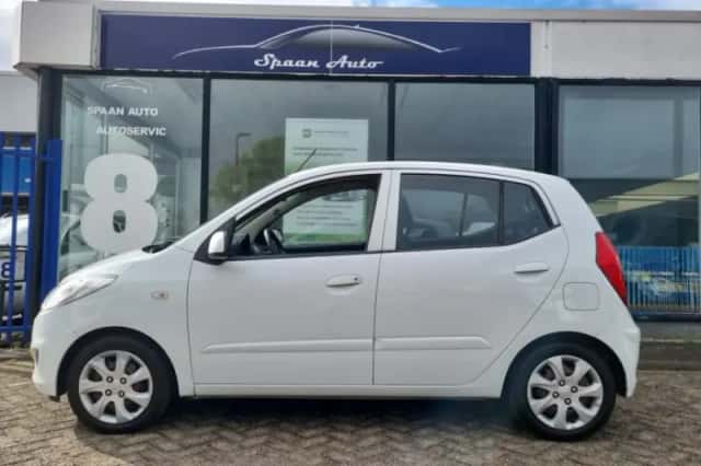 Hyundai i10 (2011) thumbnail 6