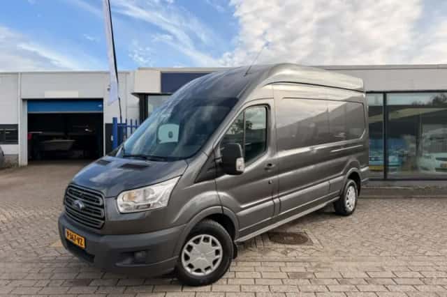 Ford Transit (2019) thumbnail 1