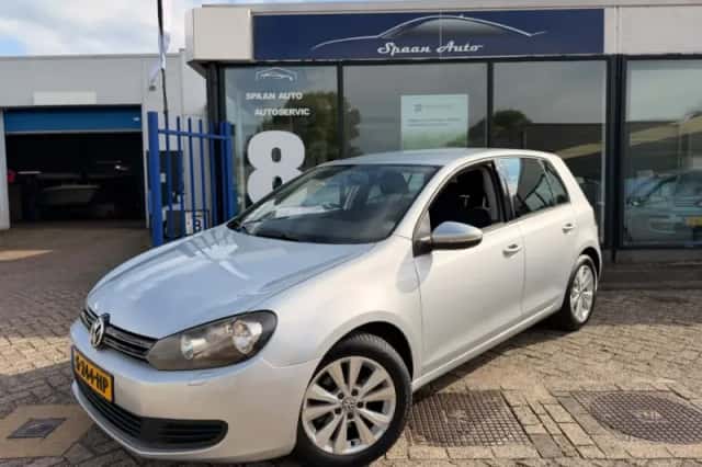 Volkswagen Golf (2011) thumbnail 1