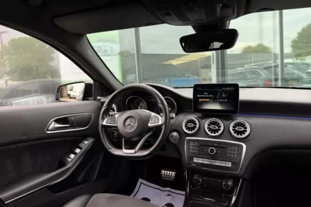 Mercedes-Benz A-Klasse (2016) thumbnail 5