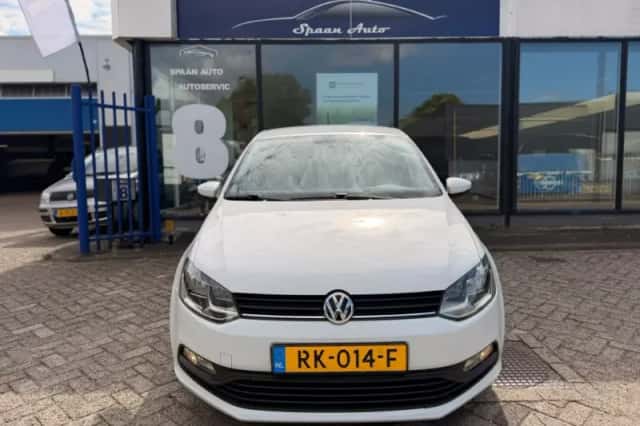 Volkswagen Polo (2017) thumbnail 4