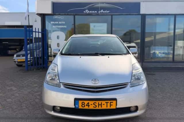 Toyota Prius (2006) thumbnail 4