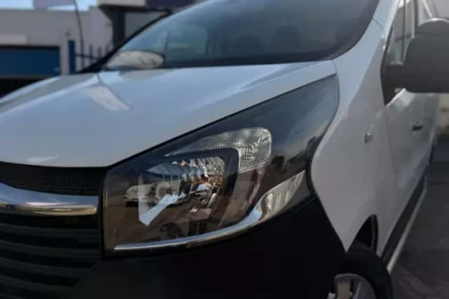 Opel Vivaro (2018) thumbnail 3