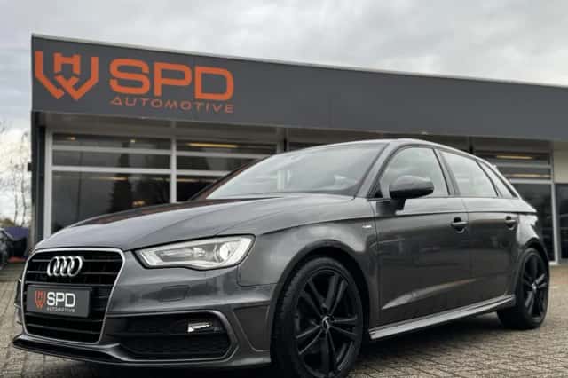 Audi A3 (2016) thumbnail 1