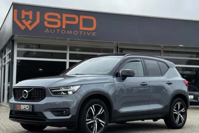 Volvo XC40 (2021) thumbnail 1
