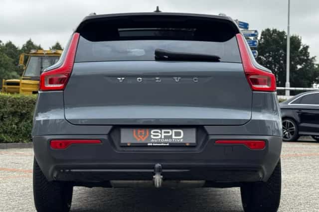 Volvo XC40 (2021) thumbnail 5
