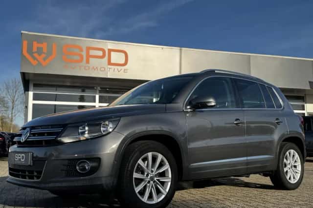Volkswagen Tiguan (2015) thumbnail 1