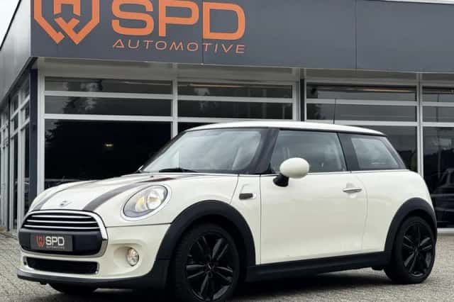MINI Cooper (2014) thumbnail 1