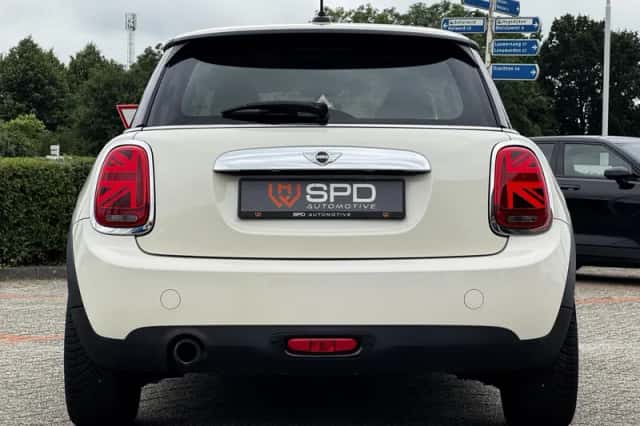 MINI Cooper (2014) thumbnail 5
