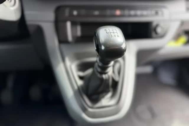 Opel Vivaro (2021) thumbnail 6