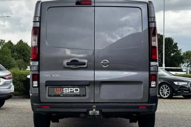 Nissan NV300 (2017) thumbnail 5