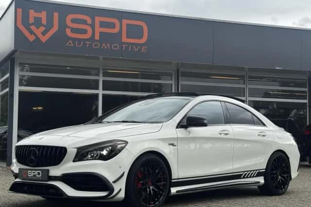 Mercedes-Benz CLA-Klasse (2016) thumbnail 1