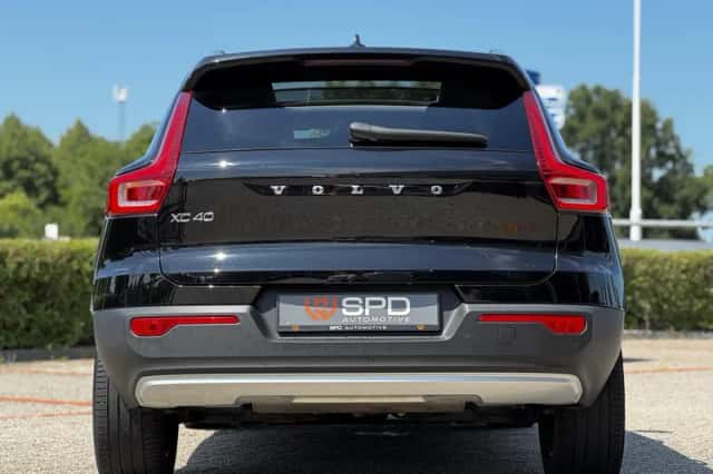 Volvo XC40 (2021) thumbnail 5