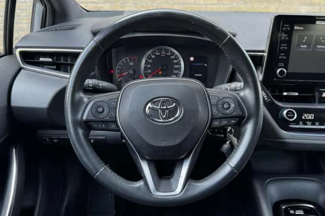 Toyota Corolla (2022) thumbnail 6