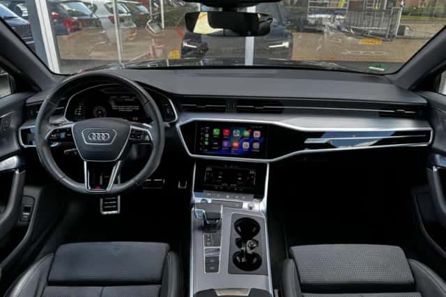 Audi A6 (2022) thumbnail 2