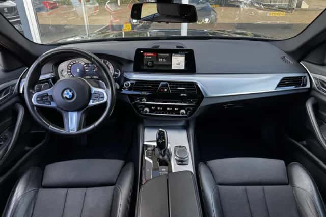 BMW 5-Serie (2018) thumbnail 2