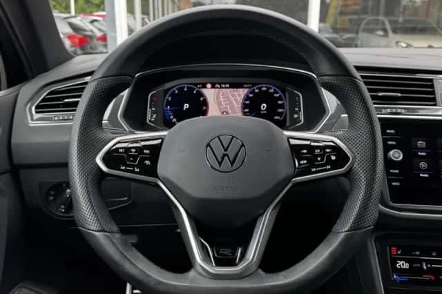 Volkswagen Tiguan (2021) thumbnail 6