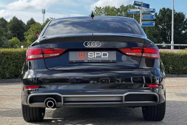 Audi A3 (2017) thumbnail 5