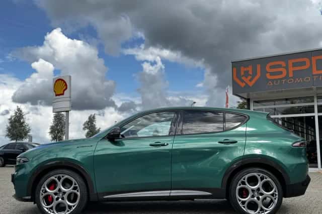 Alfa Romeo Tonale (2023) thumbnail 3