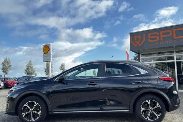 Kia XCeed (2020) thumbnail 3
