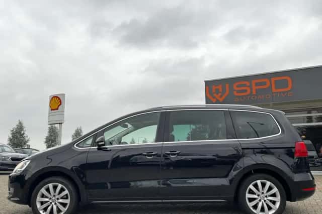 Volkswagen Sharan (2013) thumbnail 3