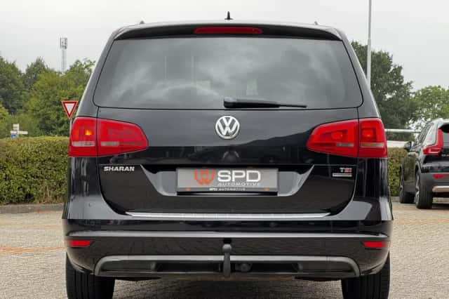 Volkswagen Sharan (2013) thumbnail 5
