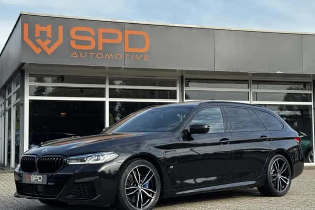 BMW 5-Serie (2021) thumbnail 1