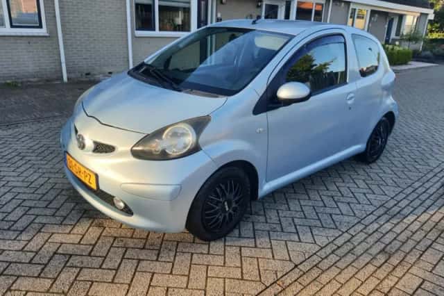 Toyota Aygo (2006) thumbnail 1