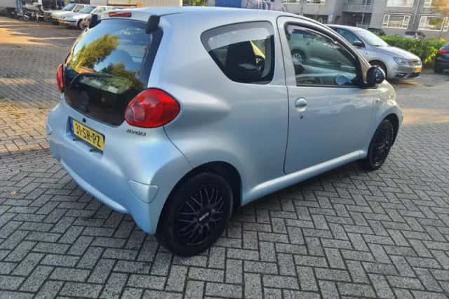 Toyota Aygo (2006) thumbnail 4