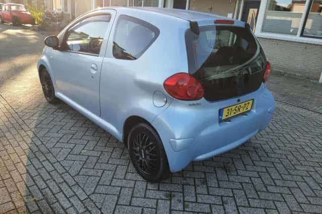 Toyota Aygo (2006) thumbnail 5