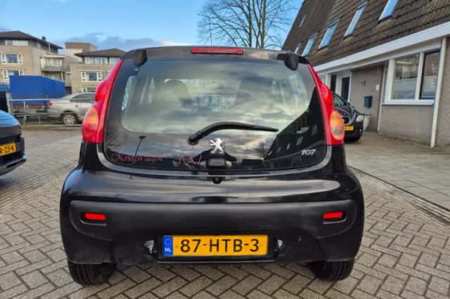 Peugeot 107 (2006) thumbnail 5
